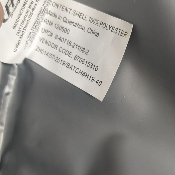 Frozen 2 themed lunch pale with handle.  never used - Picture 6 of 6